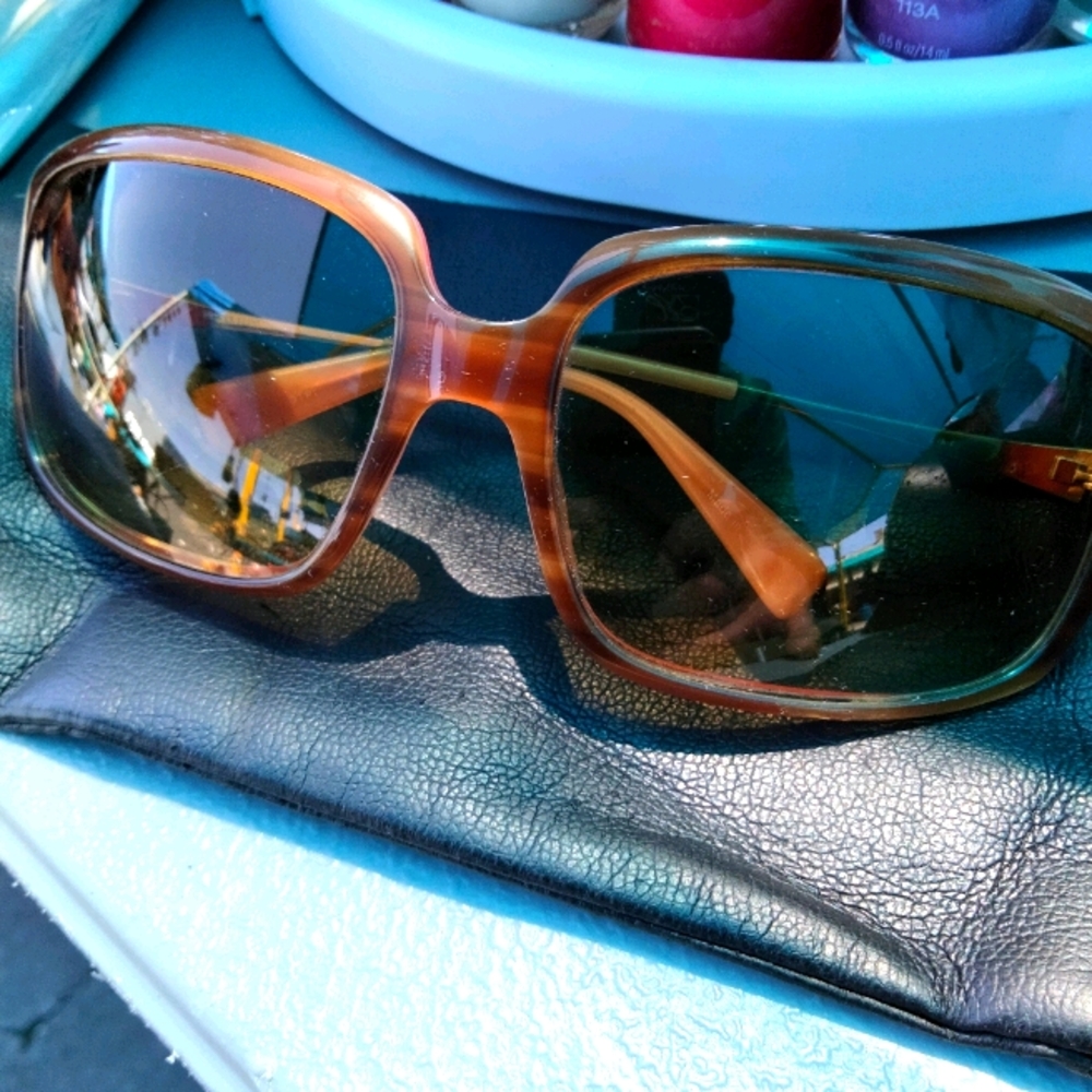 Oliver peoples sunglasses